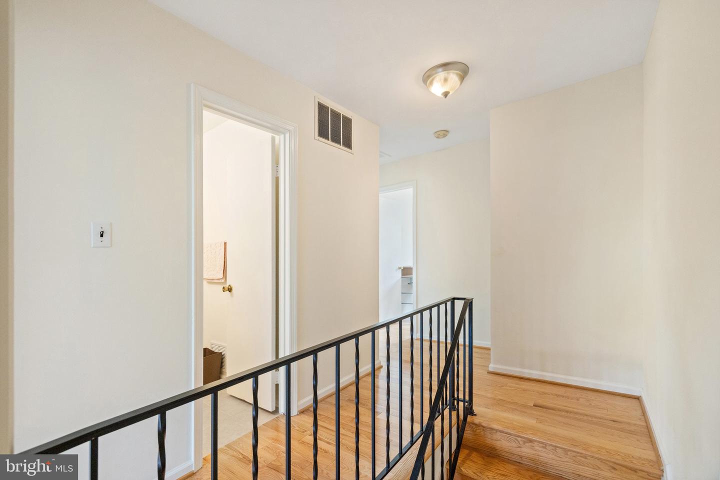 7433 COLTON LN, MANASSAS, Virginia 20109, 3 Bedrooms Bedrooms, ,2 BathroomsBathrooms,Residential,For sale,7433 COLTON LN,VAPW2095318 MLS # VAPW2095318