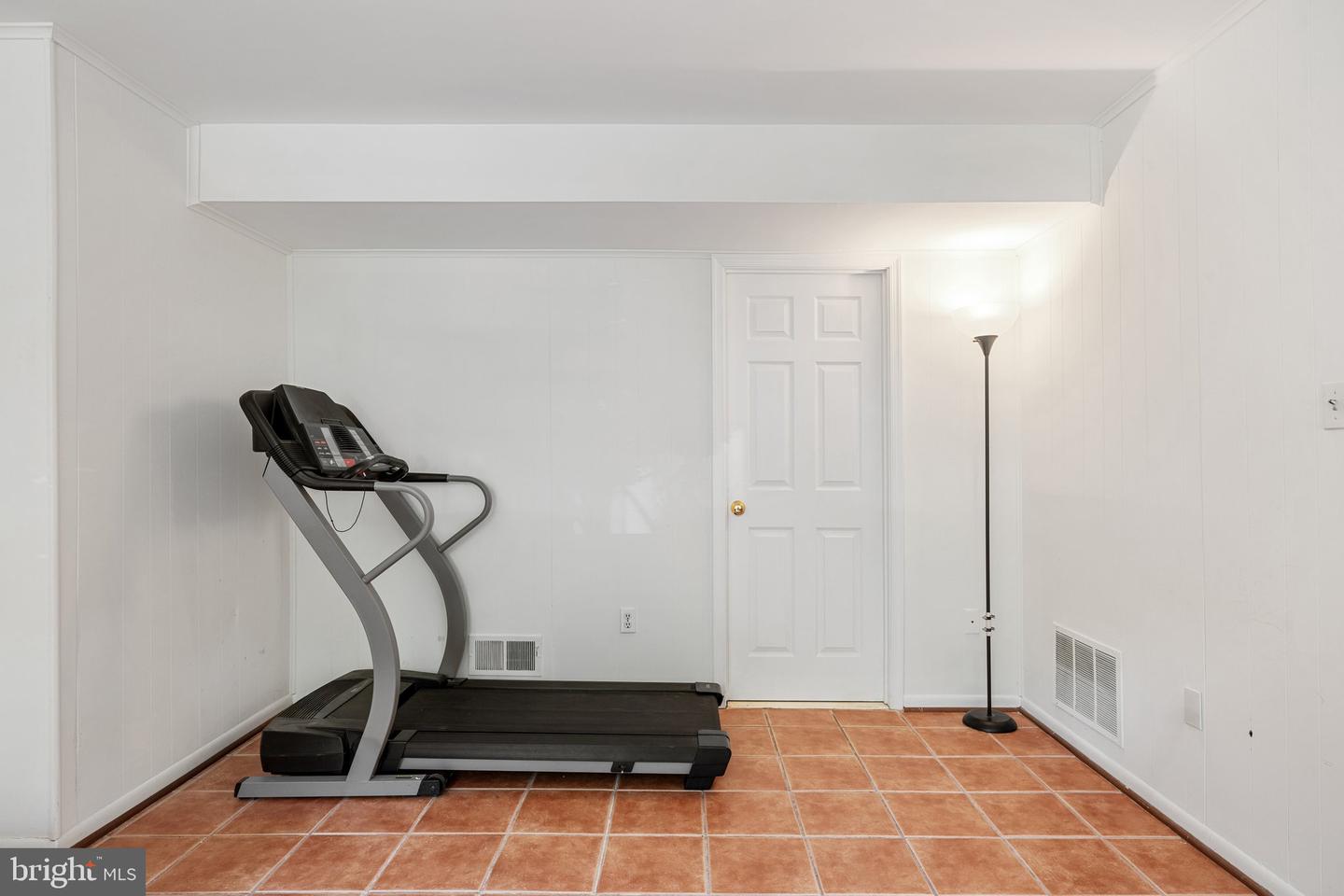 7433 COLTON LN, MANASSAS, Virginia 20109, 3 Bedrooms Bedrooms, ,2 BathroomsBathrooms,Residential,For sale,7433 COLTON LN,VAPW2095318 MLS # VAPW2095318