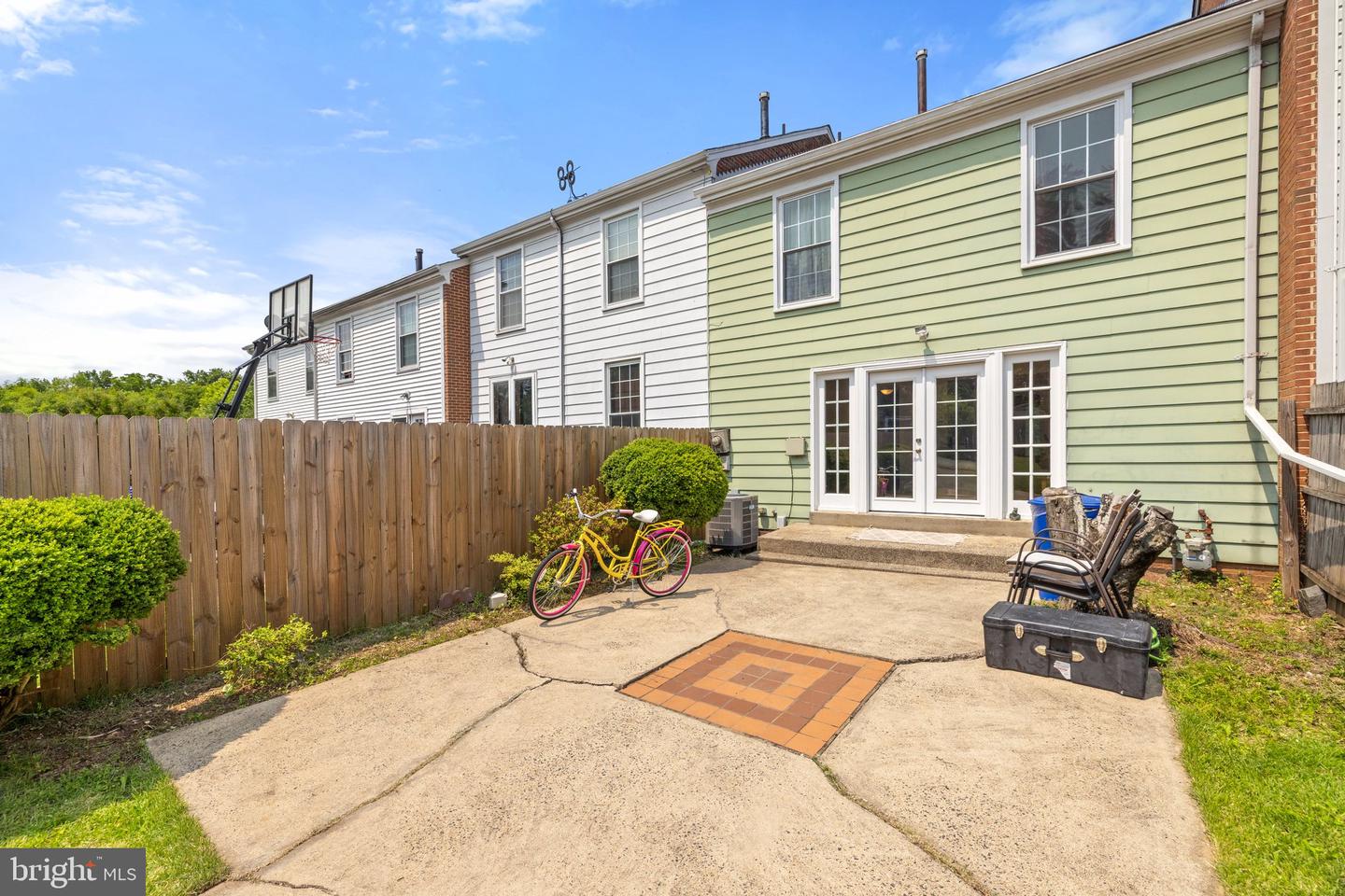 7433 COLTON LN, MANASSAS, Virginia 20109, 3 Bedrooms Bedrooms, ,2 BathroomsBathrooms,Residential,For sale,7433 COLTON LN,VAPW2095318 MLS # VAPW2095318