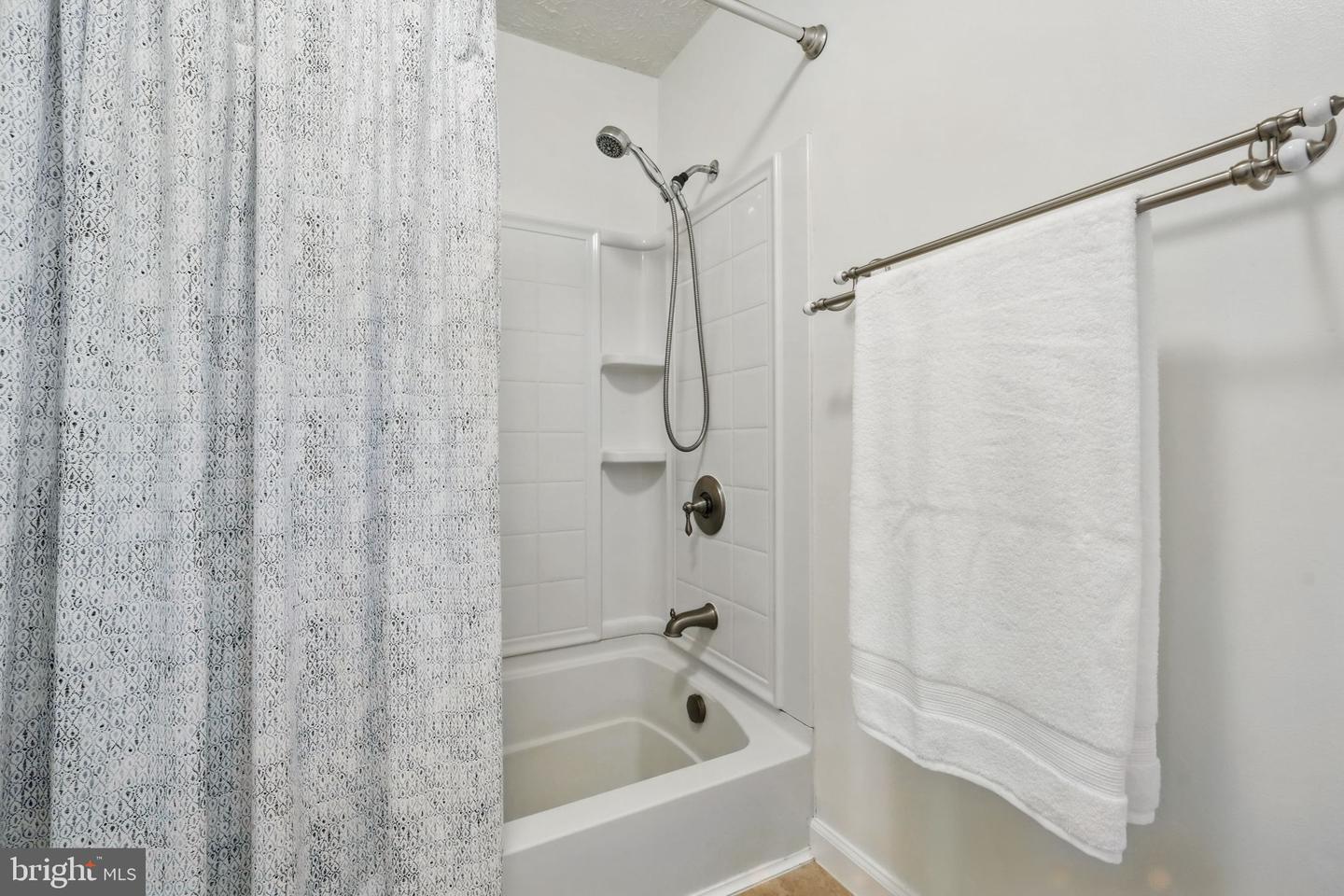 4549 DIEHL CT, WOODBRIDGE, Virginia 22193, 4 Bedrooms Bedrooms, ,3 BathroomsBathrooms,Residential,For sale,4549 DIEHL CT,VAPW2095320 MLS # VAPW2095320