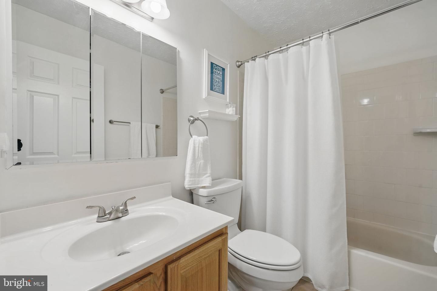 4549 DIEHL CT, WOODBRIDGE, Virginia 22193, 4 Bedrooms Bedrooms, ,3 BathroomsBathrooms,Residential,For sale,4549 DIEHL CT,VAPW2095320 MLS # VAPW2095320