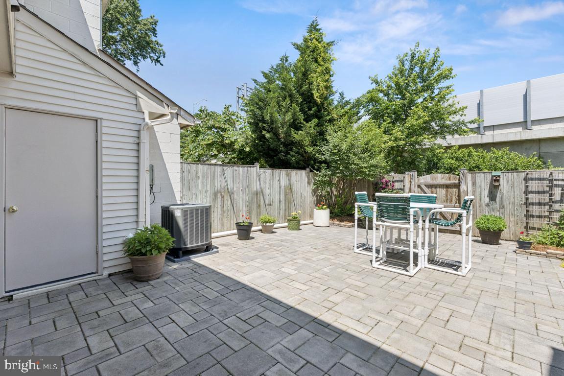 2756 KNOLLSIDE LN, VIENNA, Virginia 22180, 3 Bedrooms Bedrooms, ,1 BathroomBathrooms,Residential,For sale,2756 KNOLLSIDE LN,VAFX2242764 MLS # VAFX2242764