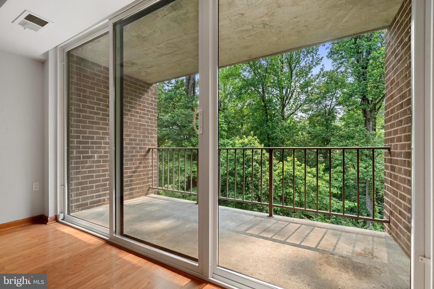 1536 NORTHGATE SQ #21, RESTON, Virginia 20190, 2 Bedrooms Bedrooms, ,1 BathroomBathrooms,Residential,For sale,1536 NORTHGATE SQ #21,VAFX2242846 MLS # VAFX2242846