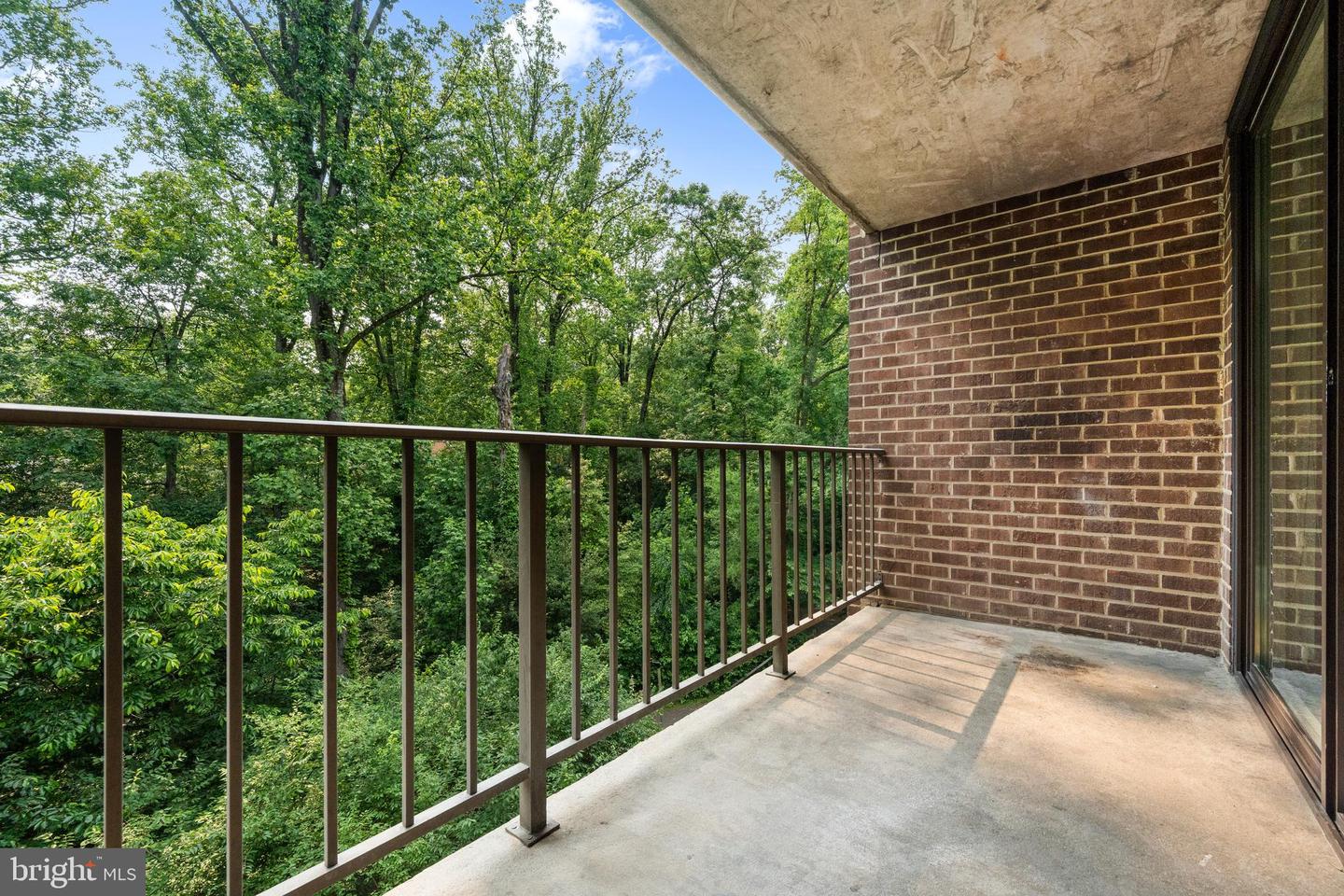 1536 NORTHGATE SQ #21, RESTON, Virginia 20190, 2 Bedrooms Bedrooms, ,1 BathroomBathrooms,Residential,For sale,1536 NORTHGATE SQ #21,VAFX2242846 MLS # VAFX2242846