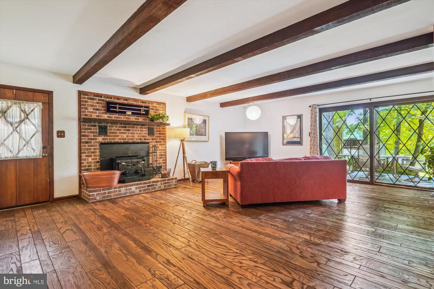 4499 LARCHMONT CT, DUMFRIES, Virginia 22025, 4 Bedrooms Bedrooms, ,3 BathroomsBathrooms,Residential,For sale,4499 LARCHMONT CT,VAPW2095474 MLS # VAPW2095474