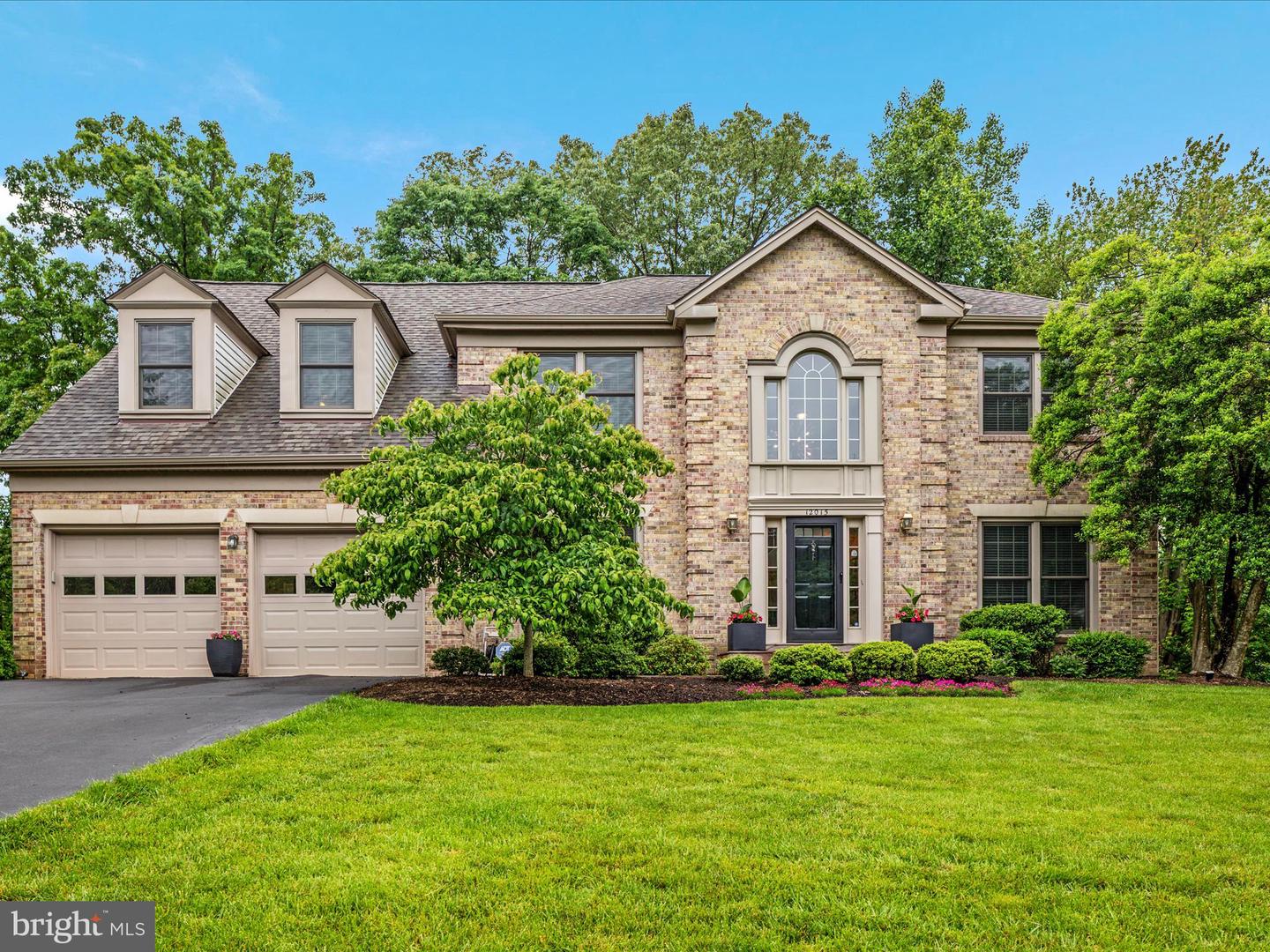 12015 MEADOWVILLE CT, HERNDON, Virginia 20170, 5 Bedrooms Bedrooms, ,3 BathroomsBathrooms,Residential,For sale,12015 MEADOWVILLE CT,VAFX2242940 MLS # VAFX2242940