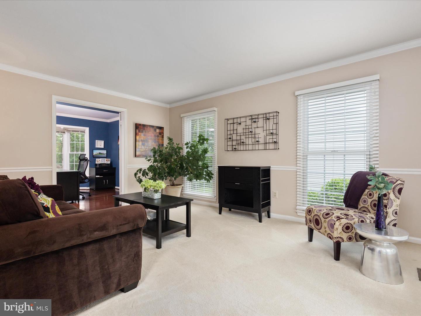 12015 MEADOWVILLE CT, HERNDON, Virginia 20170, 5 Bedrooms Bedrooms, ,3 BathroomsBathrooms,Residential,For sale,12015 MEADOWVILLE CT,VAFX2242940 MLS # VAFX2242940