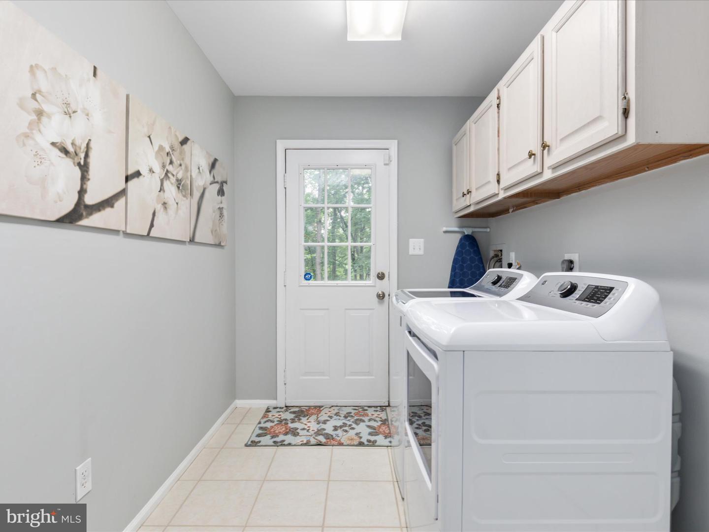 12015 MEADOWVILLE CT, HERNDON, Virginia 20170, 5 Bedrooms Bedrooms, ,3 BathroomsBathrooms,Residential,For sale,12015 MEADOWVILLE CT,VAFX2242940 MLS # VAFX2242940