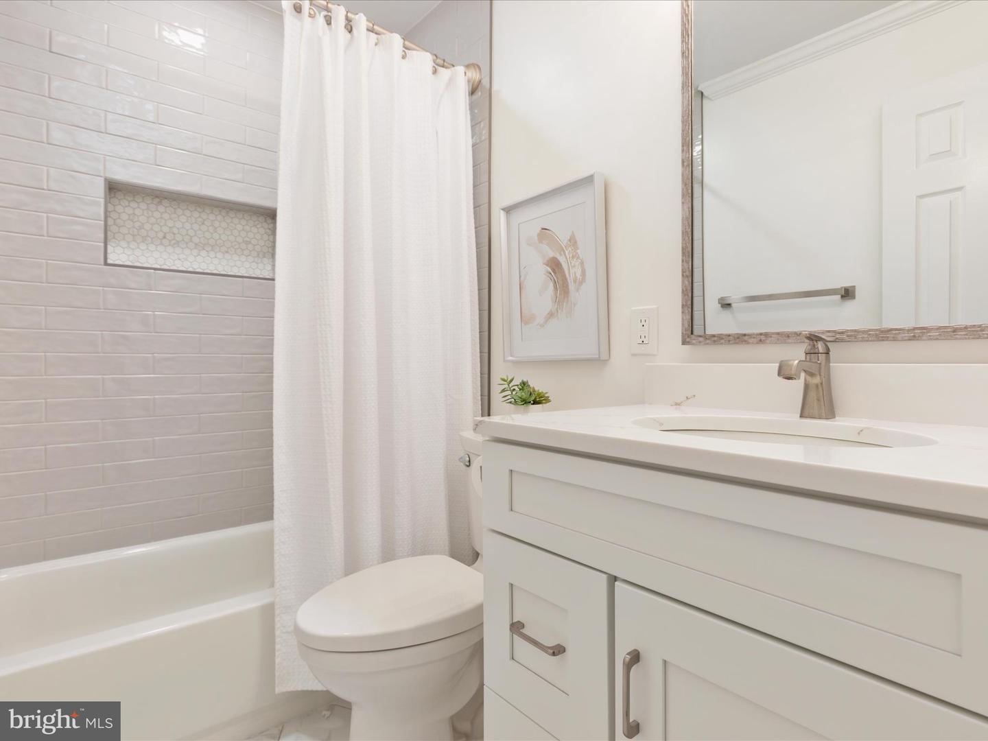 12015 MEADOWVILLE CT, HERNDON, Virginia 20170, 5 Bedrooms Bedrooms, ,3 BathroomsBathrooms,Residential,For sale,12015 MEADOWVILLE CT,VAFX2242940 MLS # VAFX2242940