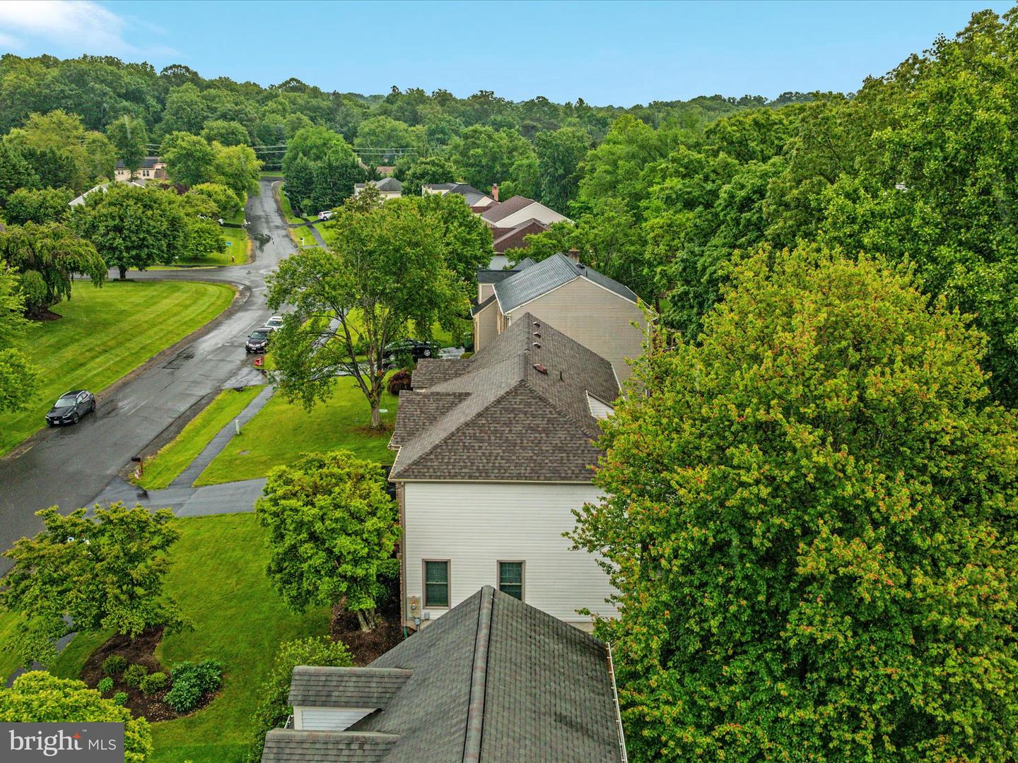 12015 MEADOWVILLE CT, HERNDON, Virginia 20170, 5 Bedrooms Bedrooms, ,3 BathroomsBathrooms,Residential,For sale,12015 MEADOWVILLE CT,VAFX2242940 MLS # VAFX2242940