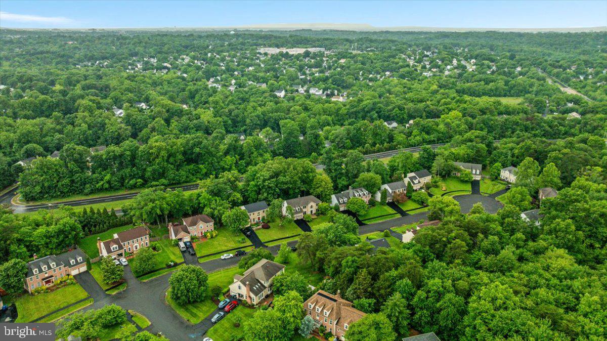 12015 MEADOWVILLE CT, HERNDON, Virginia 20170, 5 Bedrooms Bedrooms, ,3 BathroomsBathrooms,Residential,For sale,12015 MEADOWVILLE CT,VAFX2242940 MLS # VAFX2242940