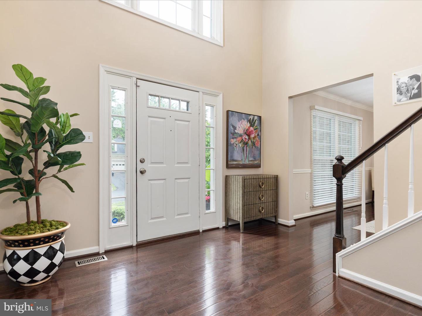 12015 MEADOWVILLE CT, HERNDON, Virginia 20170, 5 Bedrooms Bedrooms, ,3 BathroomsBathrooms,Residential,For sale,12015 MEADOWVILLE CT,VAFX2242940 MLS # VAFX2242940
