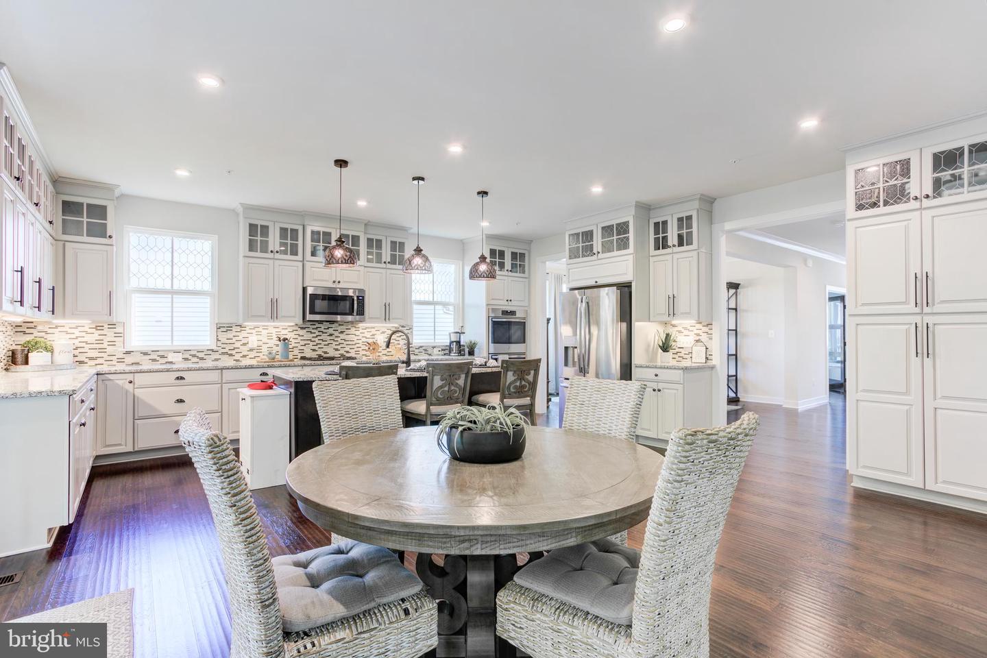 2346 SWEET PEPPERBRUSH LOOP, DUMFRIES, Virginia 22026, 5 Bedrooms Bedrooms, ,4 BathroomsBathrooms,Residential,For sale,2346 SWEET PEPPERBRUSH LOOP,VAPW2095484 MLS # VAPW2095484