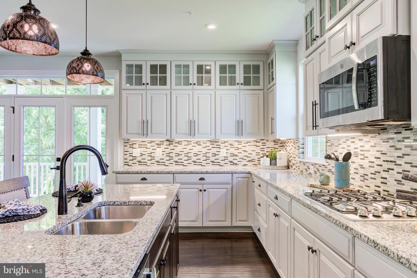 2346 SWEET PEPPERBRUSH LOOP, DUMFRIES, Virginia 22026, 5 Bedrooms Bedrooms, ,4 BathroomsBathrooms,Residential,For sale,2346 SWEET PEPPERBRUSH LOOP,VAPW2095484 MLS # VAPW2095484