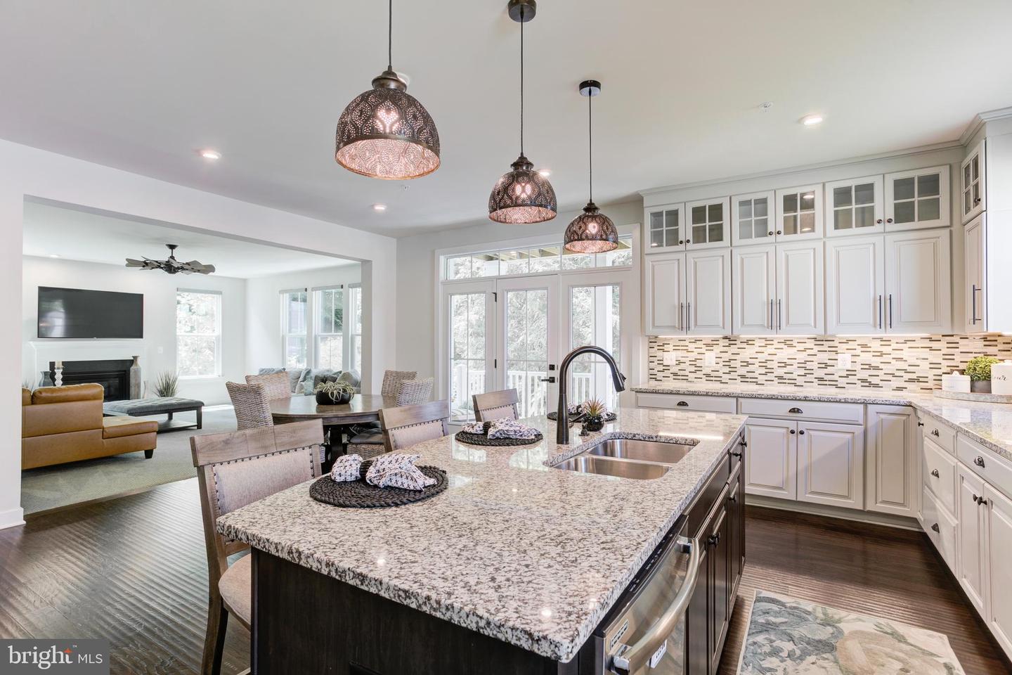 2346 SWEET PEPPERBRUSH LOOP, DUMFRIES, Virginia 22026, 5 Bedrooms Bedrooms, ,4 BathroomsBathrooms,Residential,For sale,2346 SWEET PEPPERBRUSH LOOP,VAPW2095484 MLS # VAPW2095484