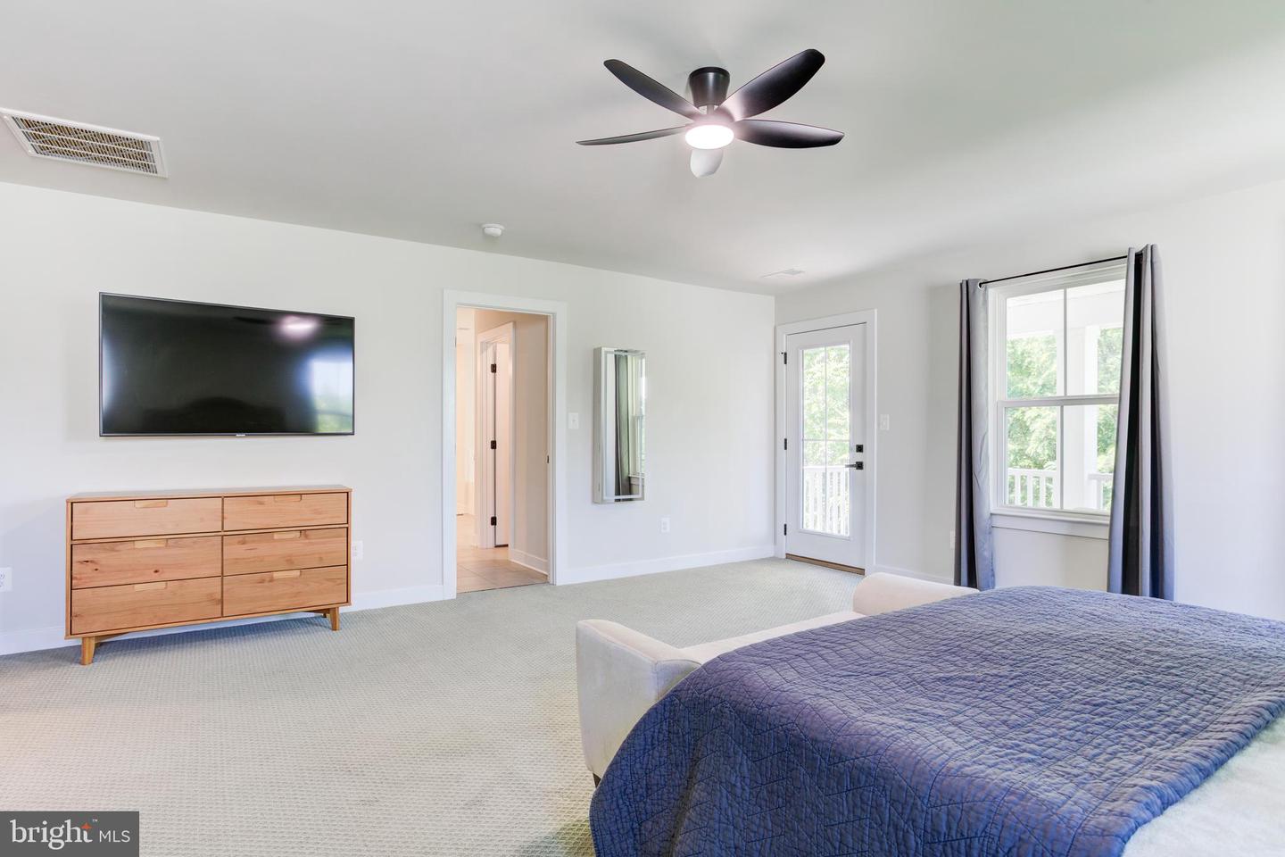2346 SWEET PEPPERBRUSH LOOP, DUMFRIES, Virginia 22026, 5 Bedrooms Bedrooms, ,4 BathroomsBathrooms,Residential,For sale,2346 SWEET PEPPERBRUSH LOOP,VAPW2095484 MLS # VAPW2095484