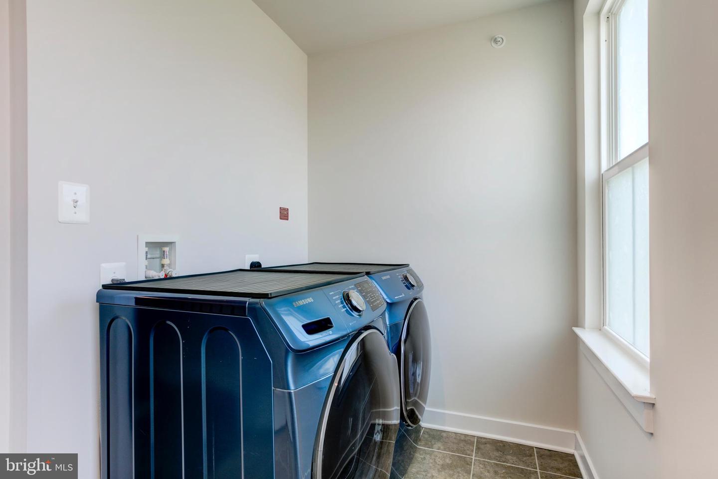 2346 SWEET PEPPERBRUSH LOOP, DUMFRIES, Virginia 22026, 5 Bedrooms Bedrooms, ,4 BathroomsBathrooms,Residential,For sale,2346 SWEET PEPPERBRUSH LOOP,VAPW2095484 MLS # VAPW2095484