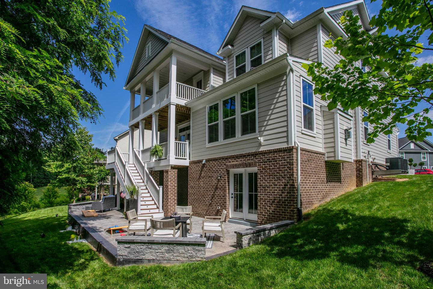 2346 SWEET PEPPERBRUSH LOOP, DUMFRIES, Virginia 22026, 5 Bedrooms Bedrooms, ,4 BathroomsBathrooms,Residential,For sale,2346 SWEET PEPPERBRUSH LOOP,VAPW2095484 MLS # VAPW2095484