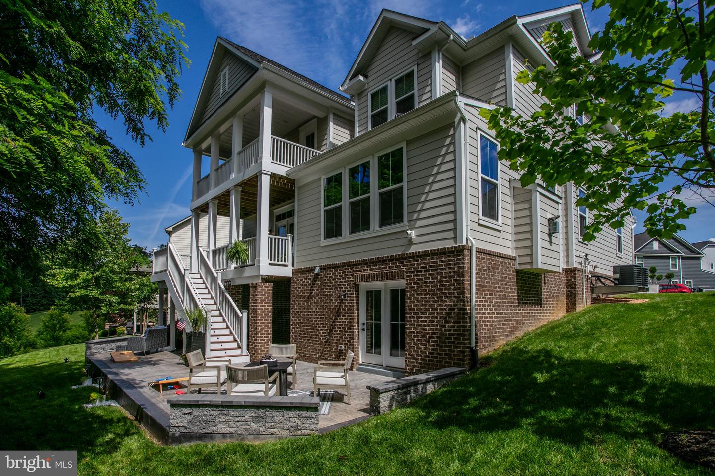 2346 SWEET PEPPERBRUSH LOOP, DUMFRIES, Virginia 22026, 5 Bedrooms Bedrooms, ,4 BathroomsBathrooms,Residential,For sale,2346 SWEET PEPPERBRUSH LOOP,VAPW2095484 MLS # VAPW2095484