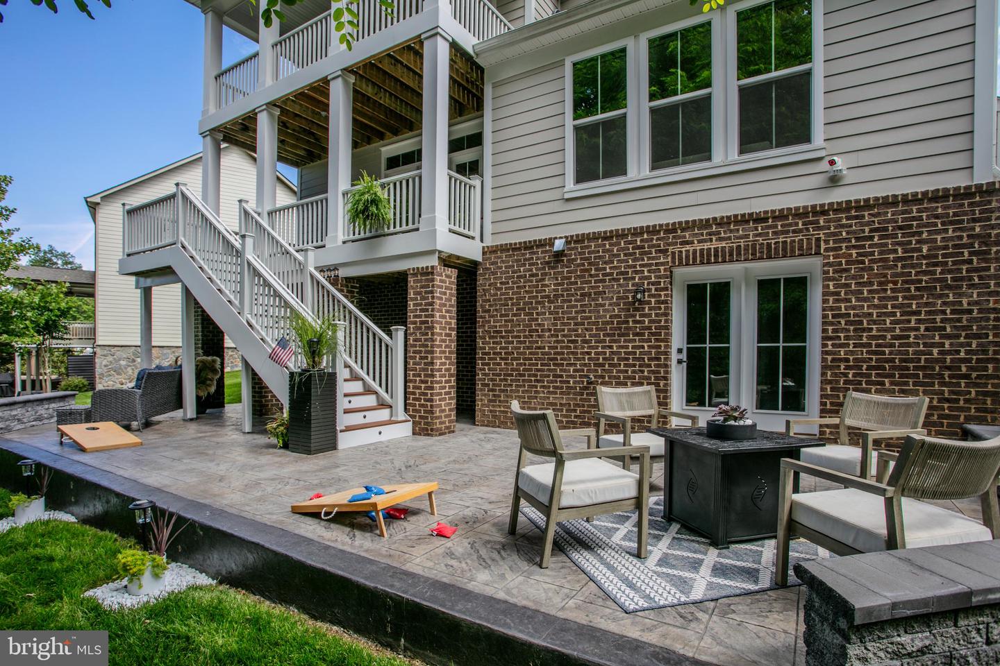 2346 SWEET PEPPERBRUSH LOOP, DUMFRIES, Virginia 22026, 5 Bedrooms Bedrooms, ,4 BathroomsBathrooms,Residential,For sale,2346 SWEET PEPPERBRUSH LOOP,VAPW2095484 MLS # VAPW2095484