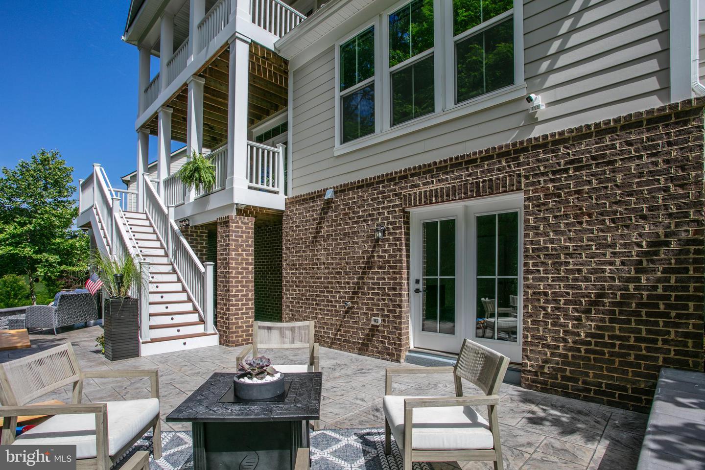 2346 SWEET PEPPERBRUSH LOOP, DUMFRIES, Virginia 22026, 5 Bedrooms Bedrooms, ,4 BathroomsBathrooms,Residential,For sale,2346 SWEET PEPPERBRUSH LOOP,VAPW2095484 MLS # VAPW2095484
