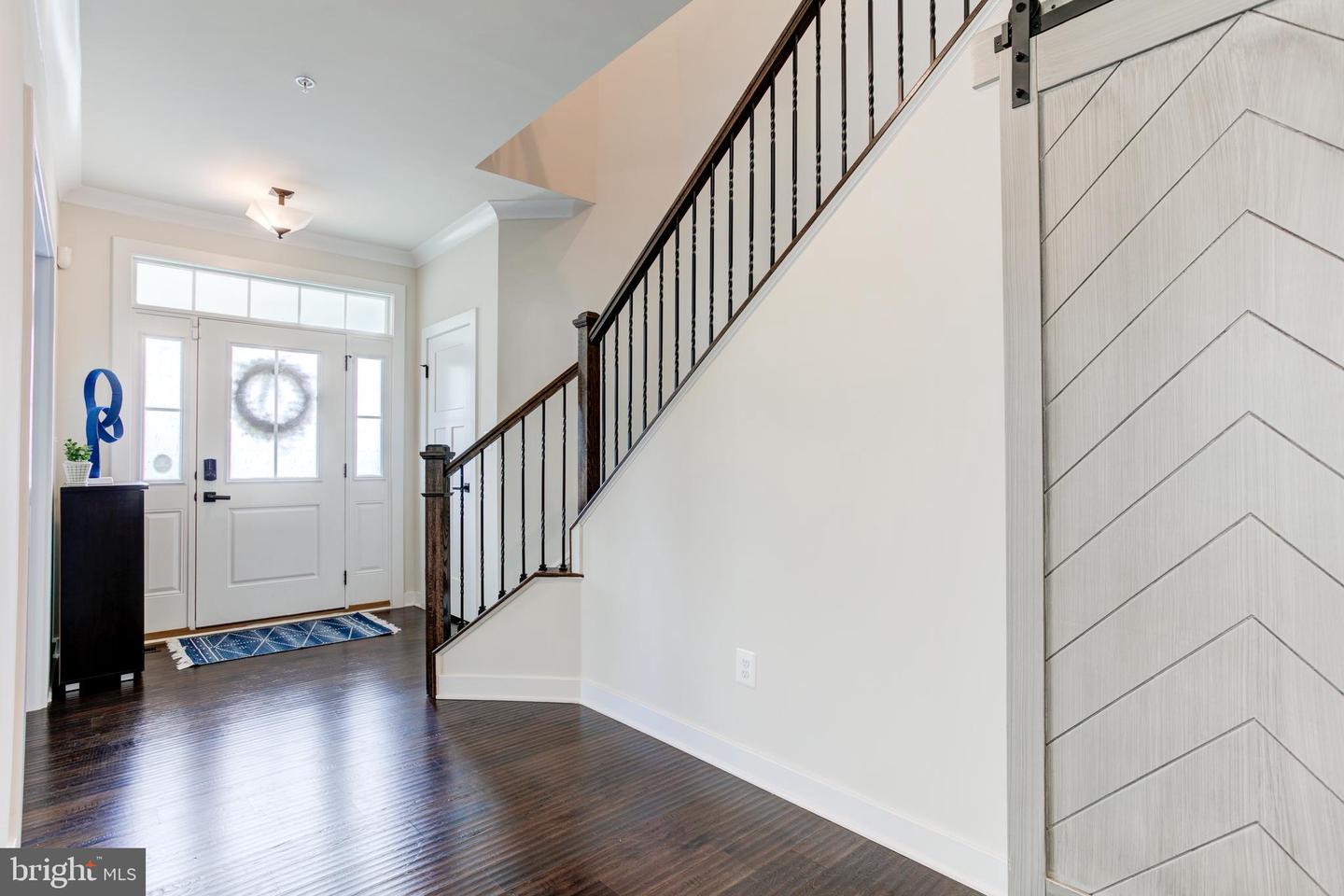2346 SWEET PEPPERBRUSH LOOP, DUMFRIES, Virginia 22026, 5 Bedrooms Bedrooms, ,4 BathroomsBathrooms,Residential,For sale,2346 SWEET PEPPERBRUSH LOOP,VAPW2095484 MLS # VAPW2095484