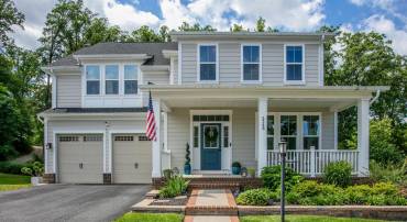 2346 SWEET PEPPERBRUSH LOOP, DUMFRIES, Virginia 22026, 5 Bedrooms Bedrooms, ,4 BathroomsBathrooms,Residential,For sale,2346 SWEET PEPPERBRUSH LOOP,VAPW2095484 MLS # VAPW2095484