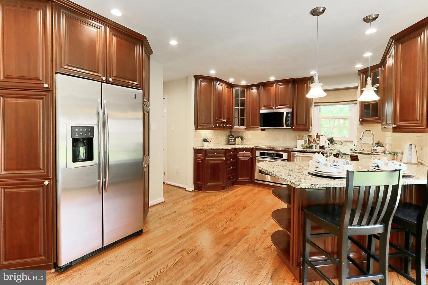 9200 DOROTHY LN, SPRINGFIELD, Virginia 22153, 5 Bedrooms Bedrooms, ,3 BathroomsBathrooms,Residential,For sale,9200 DOROTHY LN,VAFX2242992 MLS # VAFX2242992