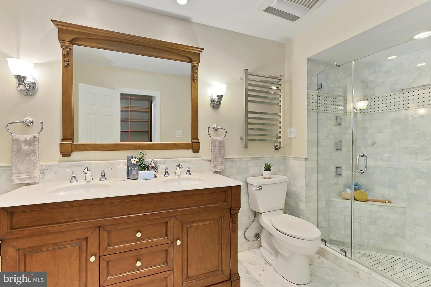 9200 DOROTHY LN, SPRINGFIELD, Virginia 22153, 5 Bedrooms Bedrooms, ,3 BathroomsBathrooms,Residential,For sale,9200 DOROTHY LN,VAFX2242992 MLS # VAFX2242992