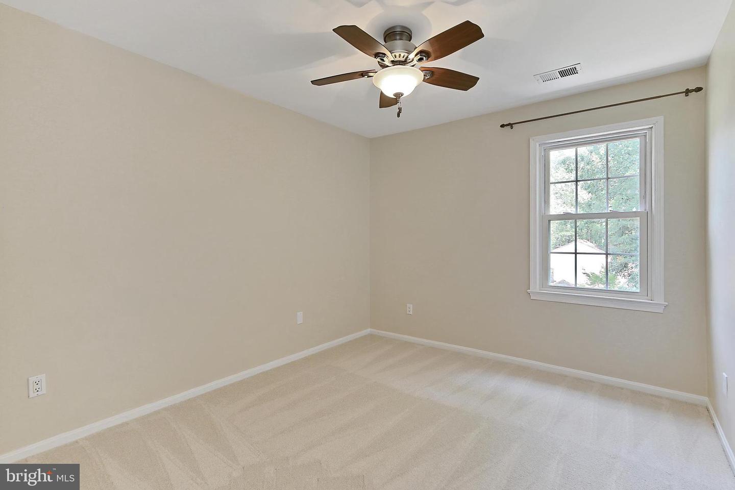 9200 DOROTHY LN, SPRINGFIELD, Virginia 22153, 5 Bedrooms Bedrooms, ,3 BathroomsBathrooms,Residential,For sale,9200 DOROTHY LN,VAFX2242992 MLS # VAFX2242992