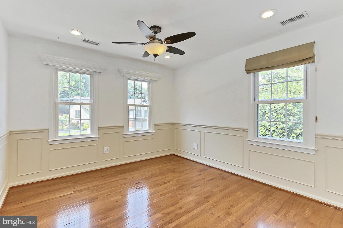 9200 DOROTHY LN, SPRINGFIELD, Virginia 22153, 5 Bedrooms Bedrooms, ,3 BathroomsBathrooms,Residential,For sale,9200 DOROTHY LN,VAFX2242992 MLS # VAFX2242992