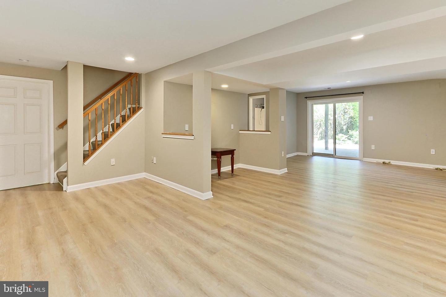 9200 DOROTHY LN, SPRINGFIELD, Virginia 22153, 5 Bedrooms Bedrooms, ,3 BathroomsBathrooms,Residential,For sale,9200 DOROTHY LN,VAFX2242992 MLS # VAFX2242992