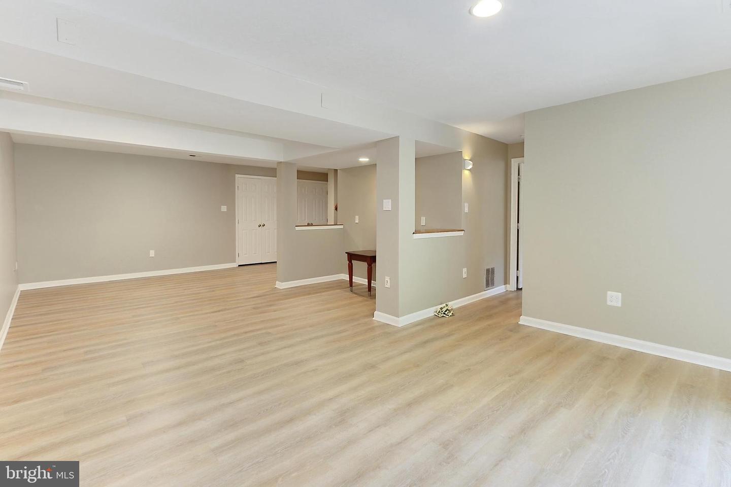 9200 DOROTHY LN, SPRINGFIELD, Virginia 22153, 5 Bedrooms Bedrooms, ,3 BathroomsBathrooms,Residential,For sale,9200 DOROTHY LN,VAFX2242992 MLS # VAFX2242992
