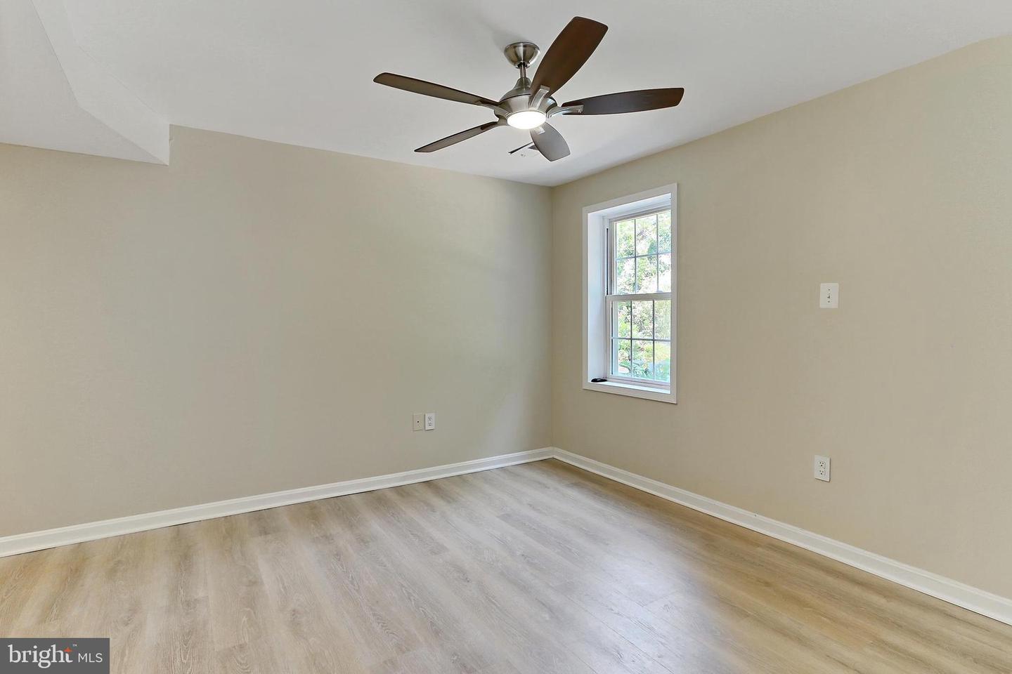 9200 DOROTHY LN, SPRINGFIELD, Virginia 22153, 5 Bedrooms Bedrooms, ,3 BathroomsBathrooms,Residential,For sale,9200 DOROTHY LN,VAFX2242992 MLS # VAFX2242992
