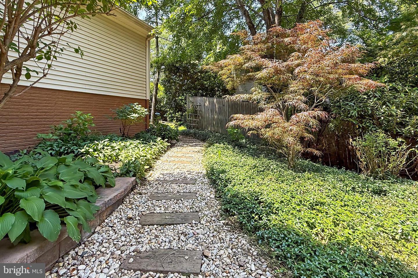 9200 DOROTHY LN, SPRINGFIELD, Virginia 22153, 5 Bedrooms Bedrooms, ,3 BathroomsBathrooms,Residential,For sale,9200 DOROTHY LN,VAFX2242992 MLS # VAFX2242992