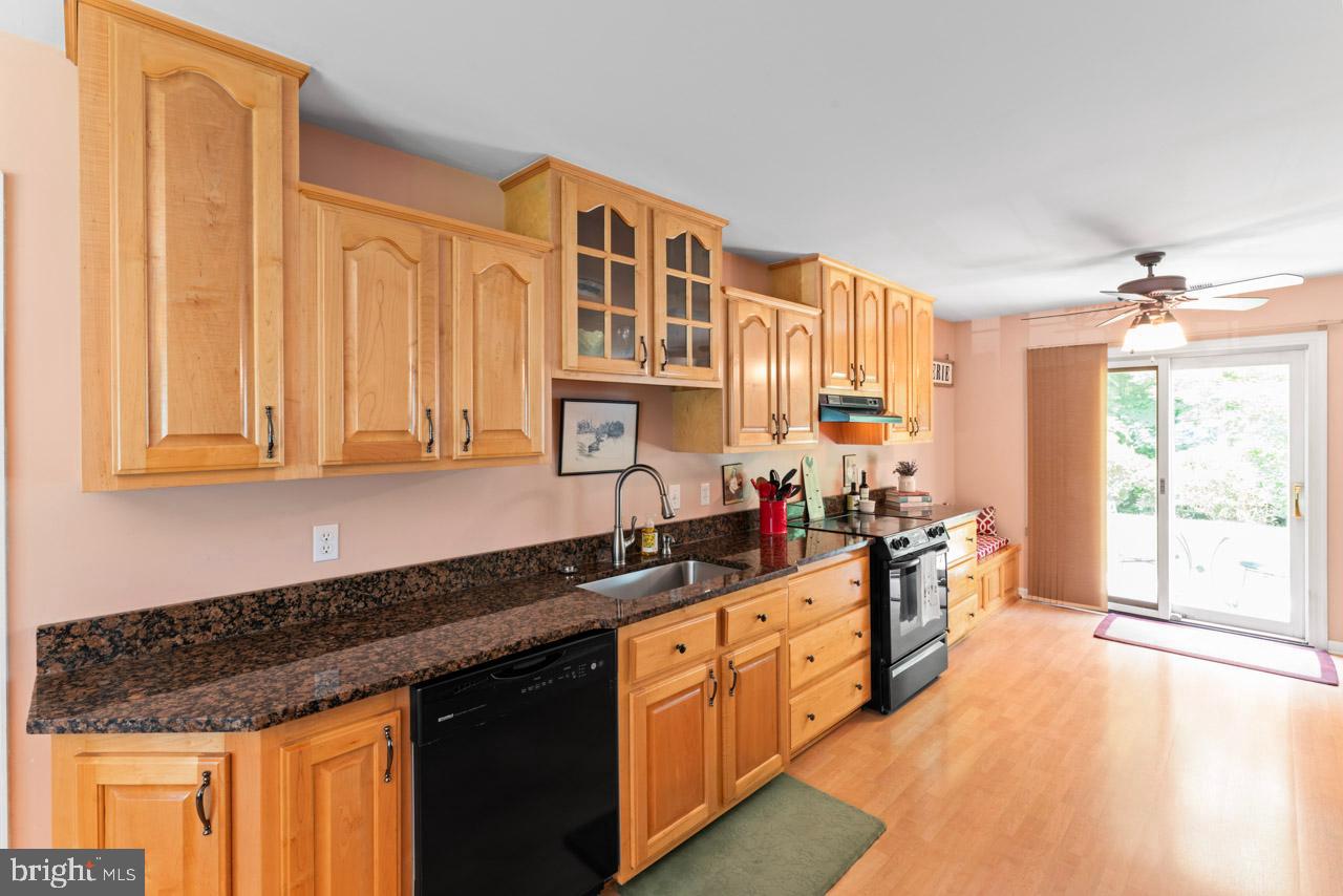 5911 OAK LEATHER DR, BURKE, Virginia 22015, 4 Bedrooms Bedrooms, ,2 BathroomsBathrooms,Residential,For sale,5911 OAK LEATHER DR,VAFX2243006 MLS # VAFX2243006