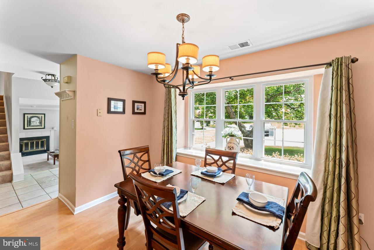 5911 OAK LEATHER DR, BURKE, Virginia 22015, 4 Bedrooms Bedrooms, ,2 BathroomsBathrooms,Residential,For sale,5911 OAK LEATHER DR,VAFX2243006 MLS # VAFX2243006