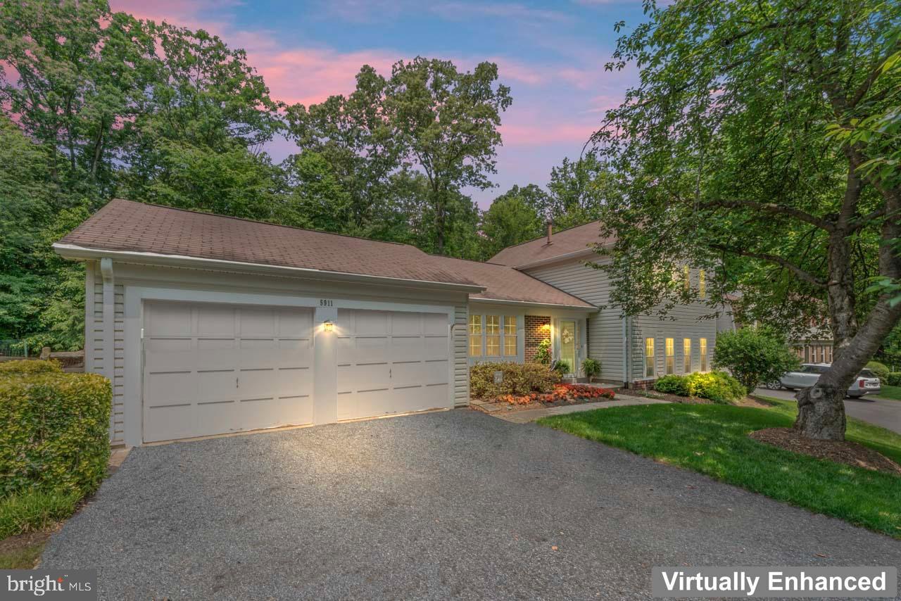 5911 OAK LEATHER DR, BURKE, Virginia 22015, 4 Bedrooms Bedrooms, ,2 BathroomsBathrooms,Residential,For sale,5911 OAK LEATHER DR,VAFX2243006 MLS # VAFX2243006