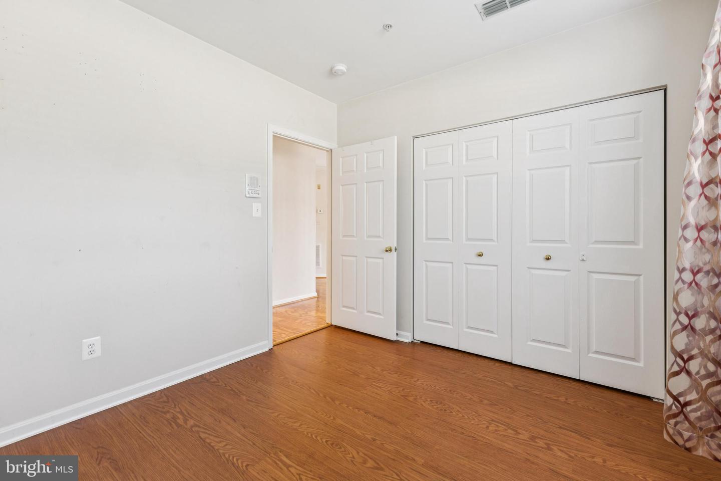 25272 RIFFLEFORD SQ #104, CHANTILLY, Virginia 20152, 2 Bedrooms Bedrooms, ,2 BathroomsBathrooms,Residential,For sale,25272 RIFFLEFORD SQ #104,VALO2097742 MLS # VALO2097742