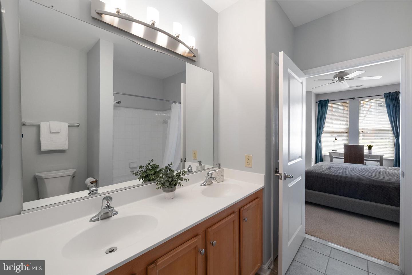2665 PROSPERITY AVE #109, FAIRFAX, Virginia 22031, 2 Bedrooms Bedrooms, ,2 BathroomsBathrooms,Residential,For sale,2665 PROSPERITY AVE #109,VAFX2243428 MLS # VAFX2243428