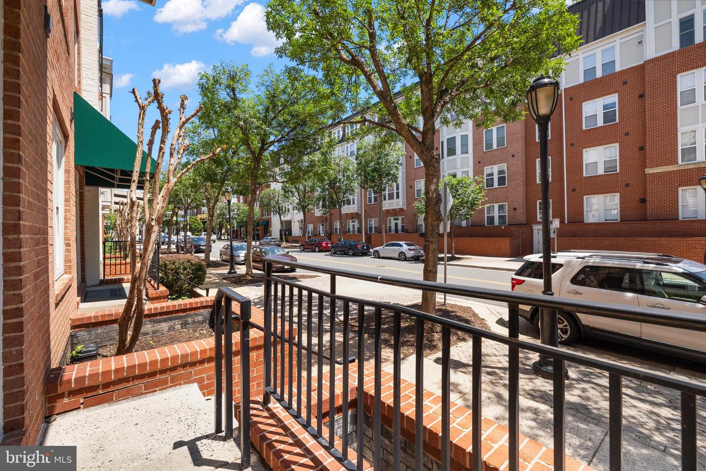 2665 PROSPERITY AVE #109, FAIRFAX, Virginia 22031, 2 Bedrooms Bedrooms, ,2 BathroomsBathrooms,Residential,For sale,2665 PROSPERITY AVE #109,VAFX2243428 MLS # VAFX2243428