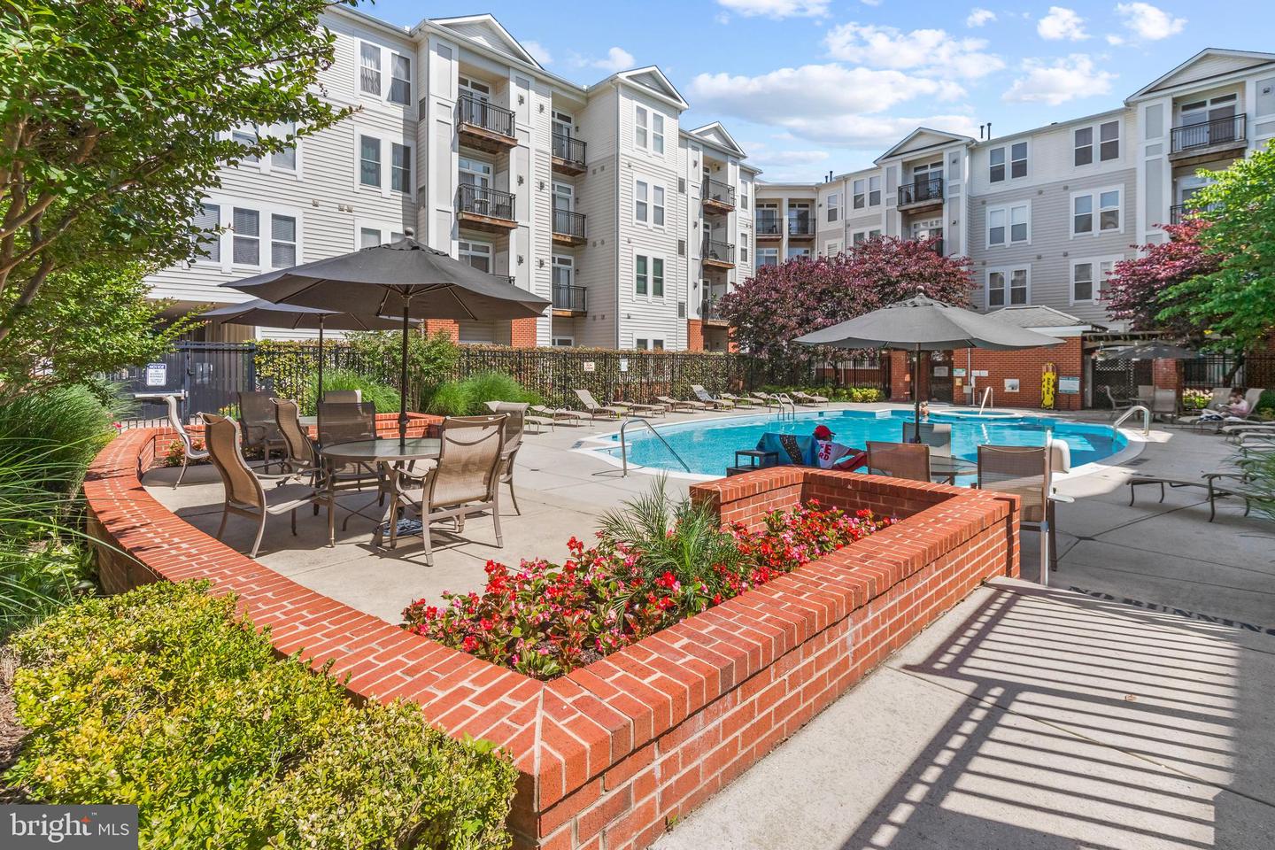 2665 PROSPERITY AVE #109, FAIRFAX, Virginia 22031, 2 Bedrooms Bedrooms, ,2 BathroomsBathrooms,Residential,For sale,2665 PROSPERITY AVE #109,VAFX2243428 MLS # VAFX2243428