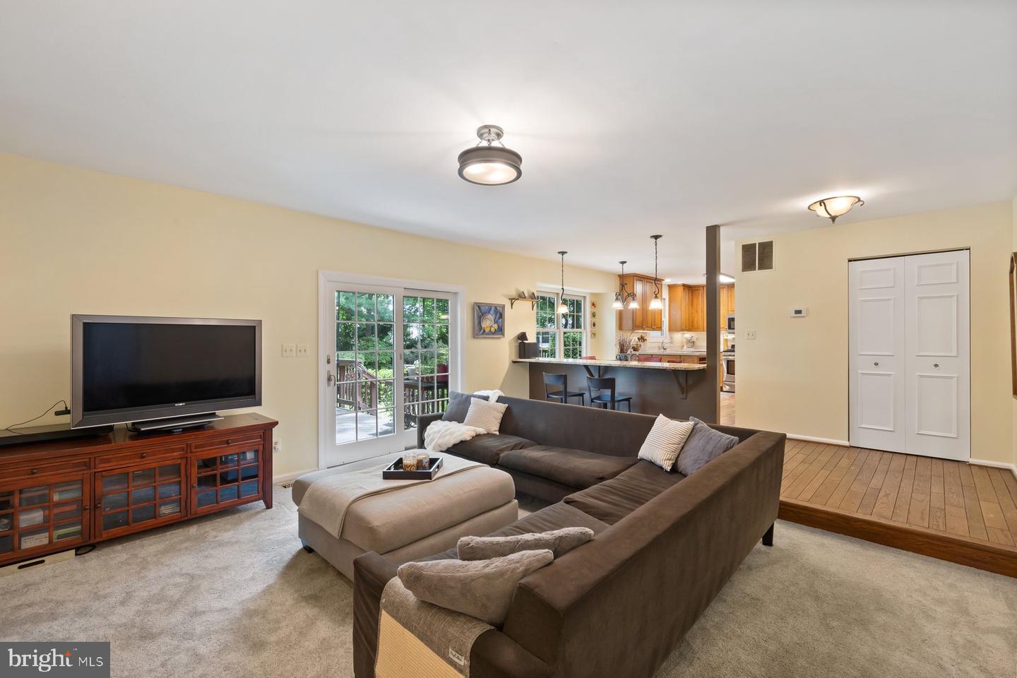 9300 OLIVIA PL, BURKE, Virginia 22015, 5 Bedrooms Bedrooms, ,3 BathroomsBathrooms,Residential,For sale,9300 OLIVIA PL,VAFX2243448 MLS # VAFX2243448