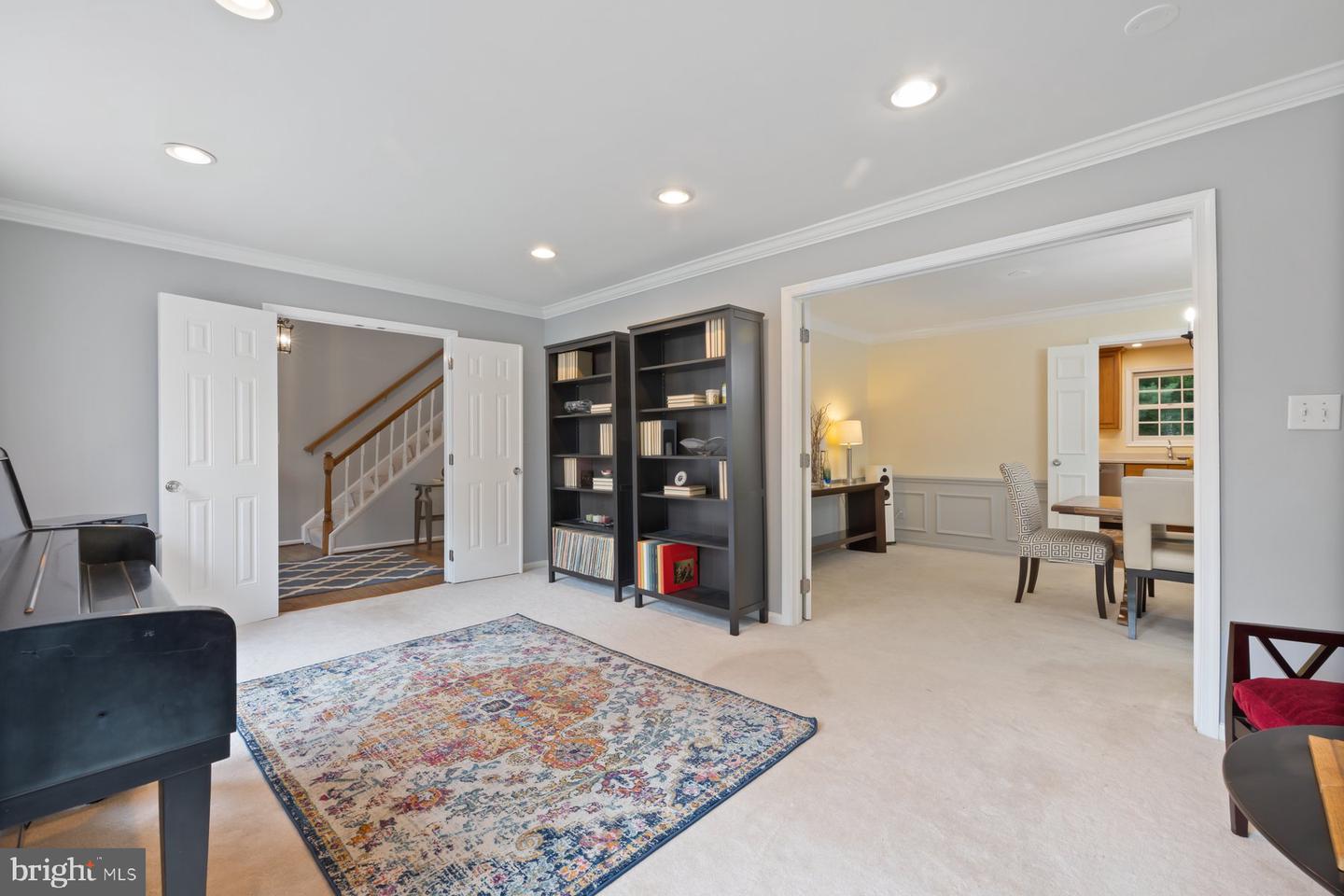 9300 OLIVIA PL, BURKE, Virginia 22015, 5 Bedrooms Bedrooms, ,3 BathroomsBathrooms,Residential,For sale,9300 OLIVIA PL,VAFX2243448 MLS # VAFX2243448