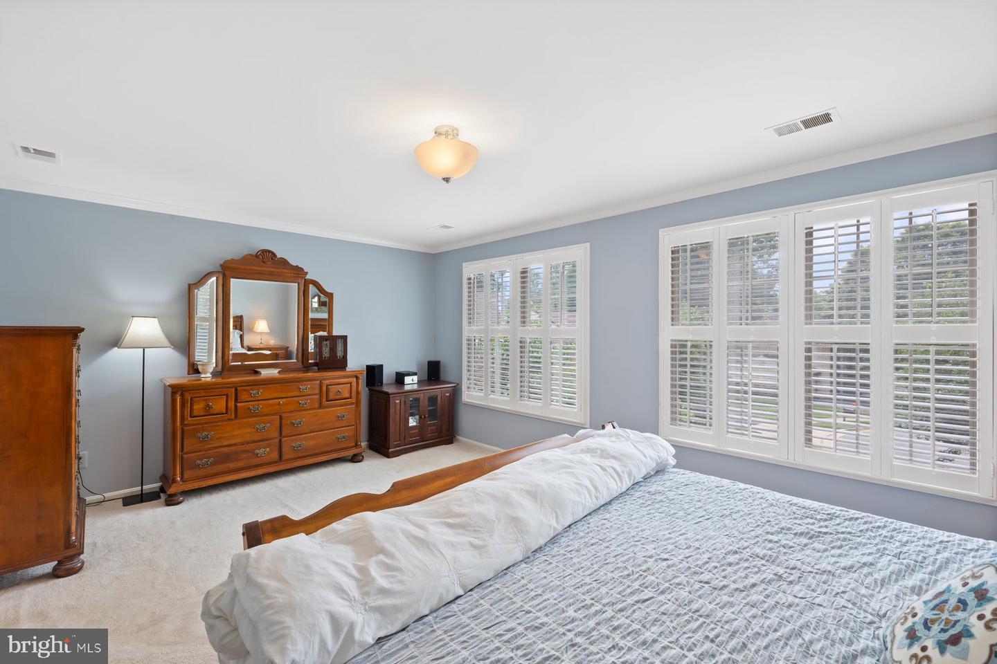 9300 OLIVIA PL, BURKE, Virginia 22015, 5 Bedrooms Bedrooms, ,3 BathroomsBathrooms,Residential,For sale,9300 OLIVIA PL,VAFX2243448 MLS # VAFX2243448