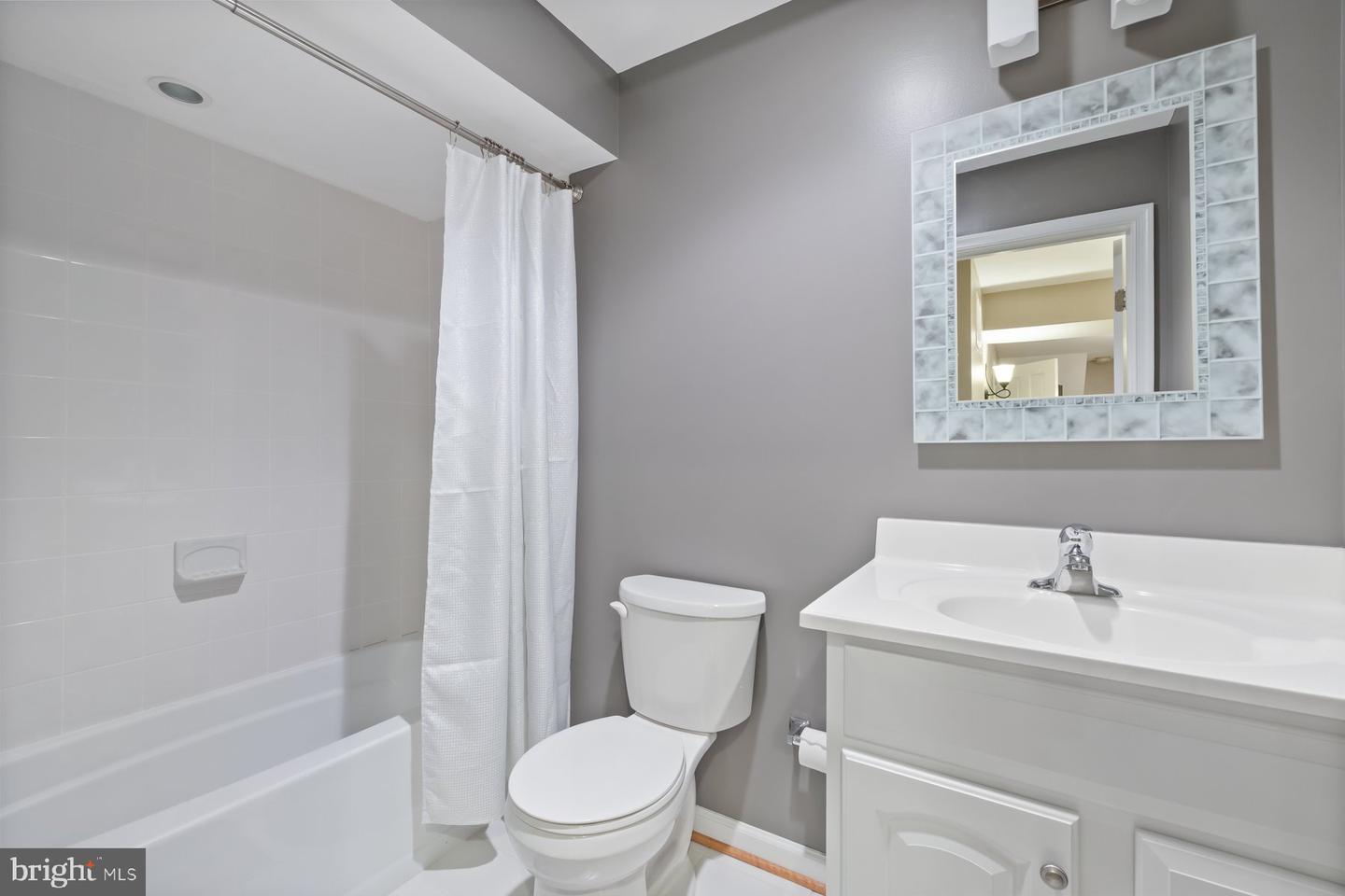9300 OLIVIA PL, BURKE, Virginia 22015, 5 Bedrooms Bedrooms, ,3 BathroomsBathrooms,Residential,For sale,9300 OLIVIA PL,VAFX2243448 MLS # VAFX2243448