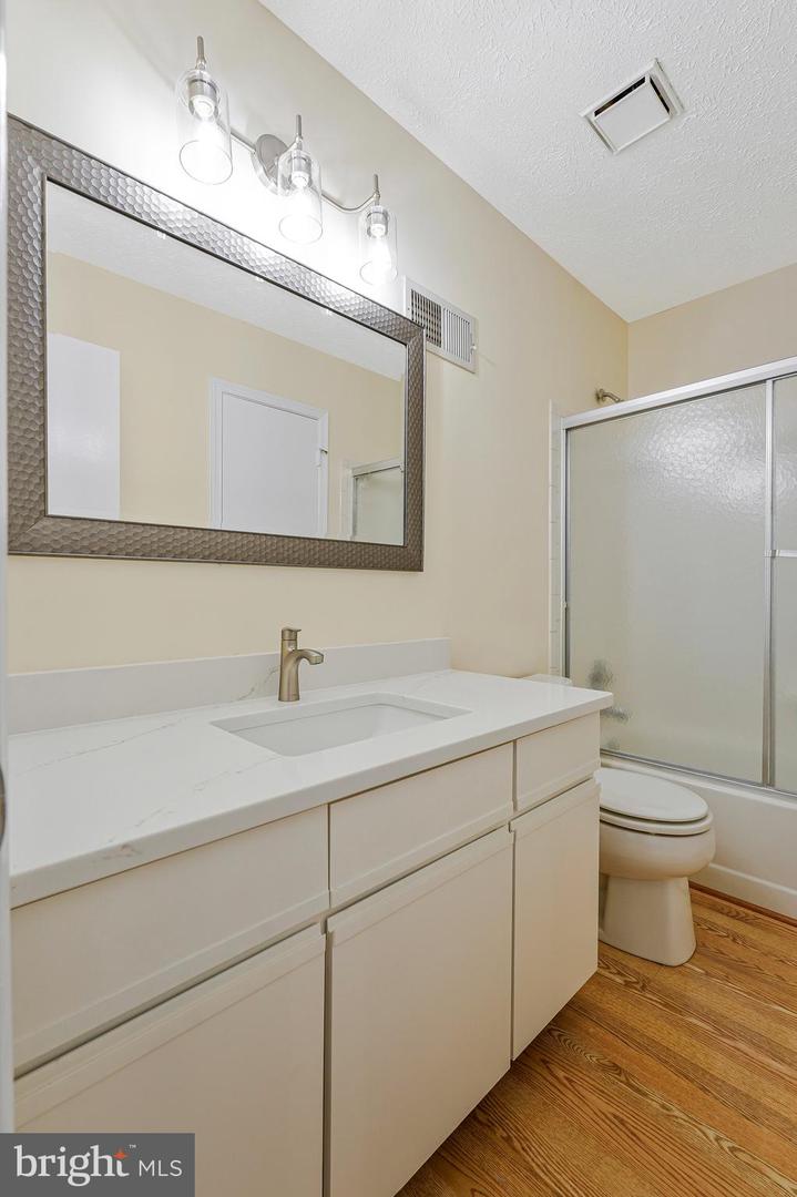 1011 FORBES CT NE, LEESBURG, Virginia 20176, 2 Bedrooms Bedrooms, ,3 BathroomsBathrooms,Residential,For sale,1011 FORBES CT NE,VALO2097938 MLS # VALO2097938