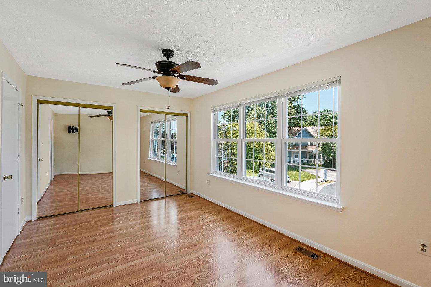 1011 FORBES CT NE, LEESBURG, Virginia 20176, 2 Bedrooms Bedrooms, ,3 BathroomsBathrooms,Residential,For sale,1011 FORBES CT NE,VALO2097938 MLS # VALO2097938