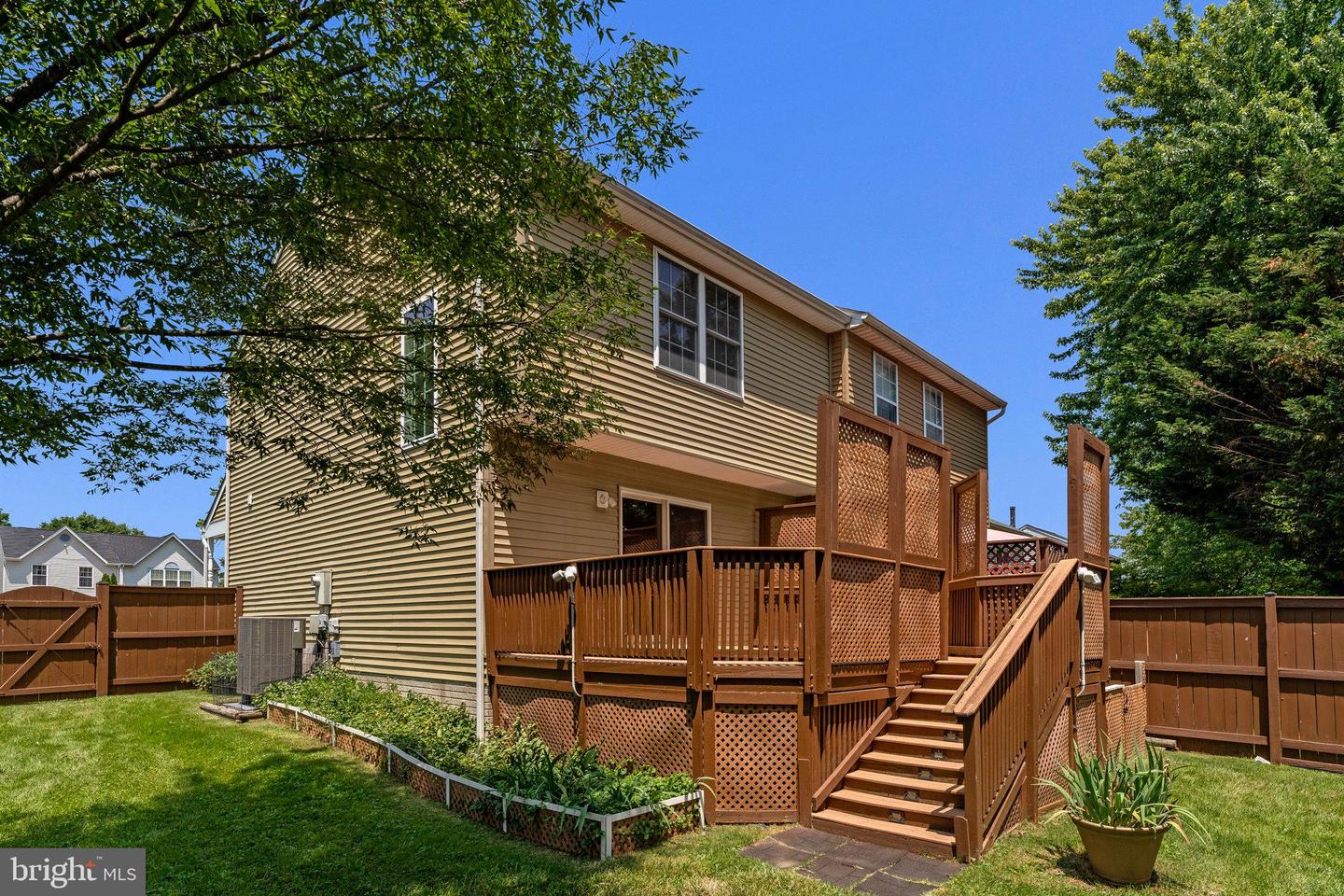 1011 FORBES CT NE, LEESBURG, Virginia 20176, 2 Bedrooms Bedrooms, ,3 BathroomsBathrooms,Residential,For sale,1011 FORBES CT NE,VALO2097938 MLS # VALO2097938