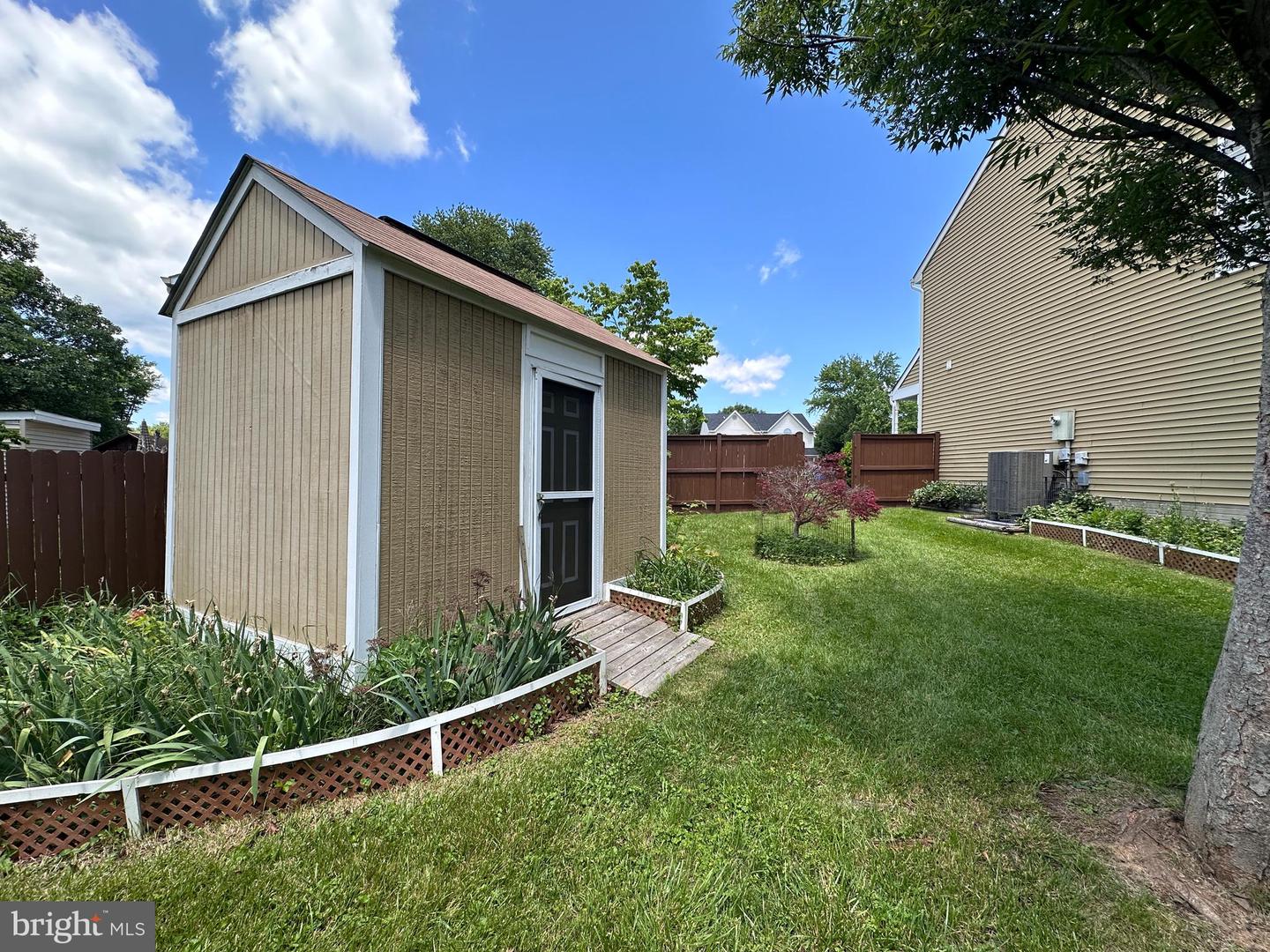 1011 FORBES CT NE, LEESBURG, Virginia 20176, 2 Bedrooms Bedrooms, ,3 BathroomsBathrooms,Residential,For sale,1011 FORBES CT NE,VALO2097938 MLS # VALO2097938